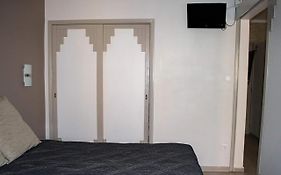 One Bedroom West Apartment - Tower B